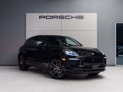 2023 Porsche Macan Macan (MY23)