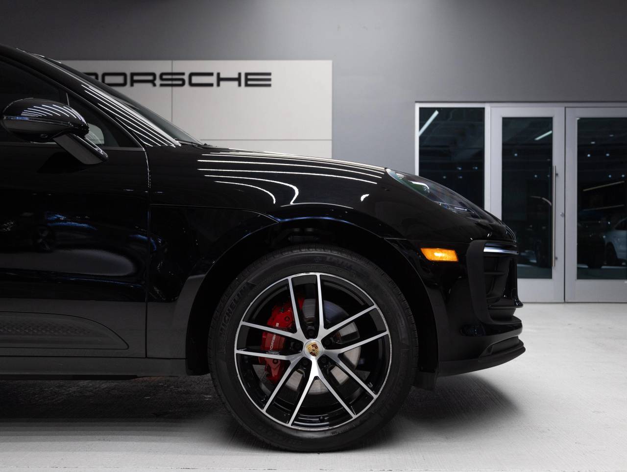 2023 Porsche Macan Macan (MY23)