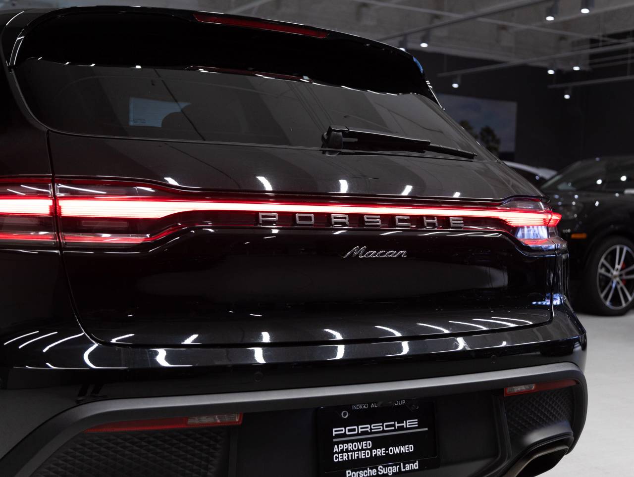 2023 Porsche Macan Macan (MY23)