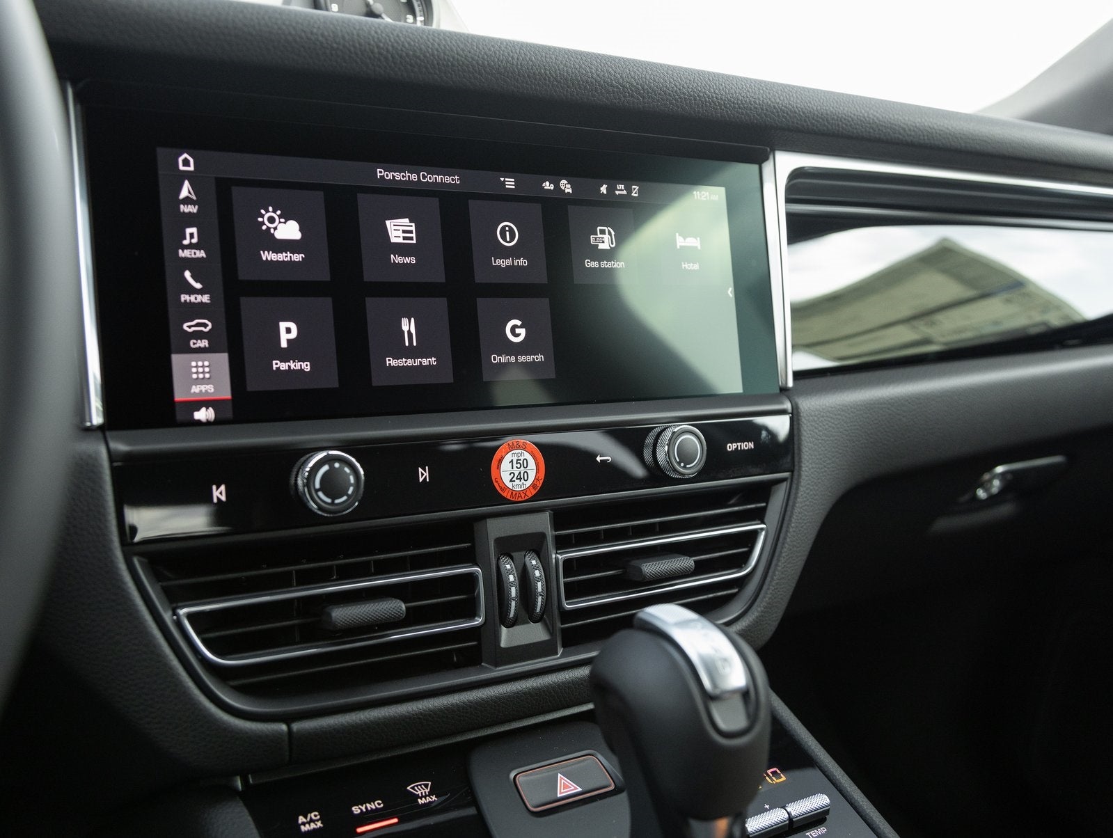 2025 Porsche Macan Macan