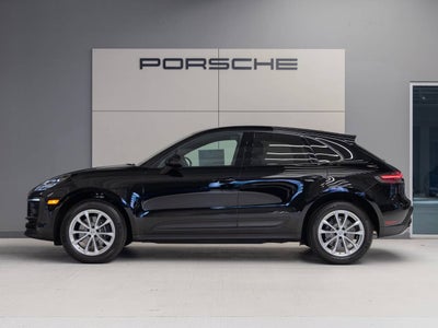 2025 Porsche Macan Macan