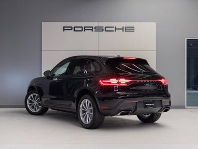 2025 Porsche Macan Macan