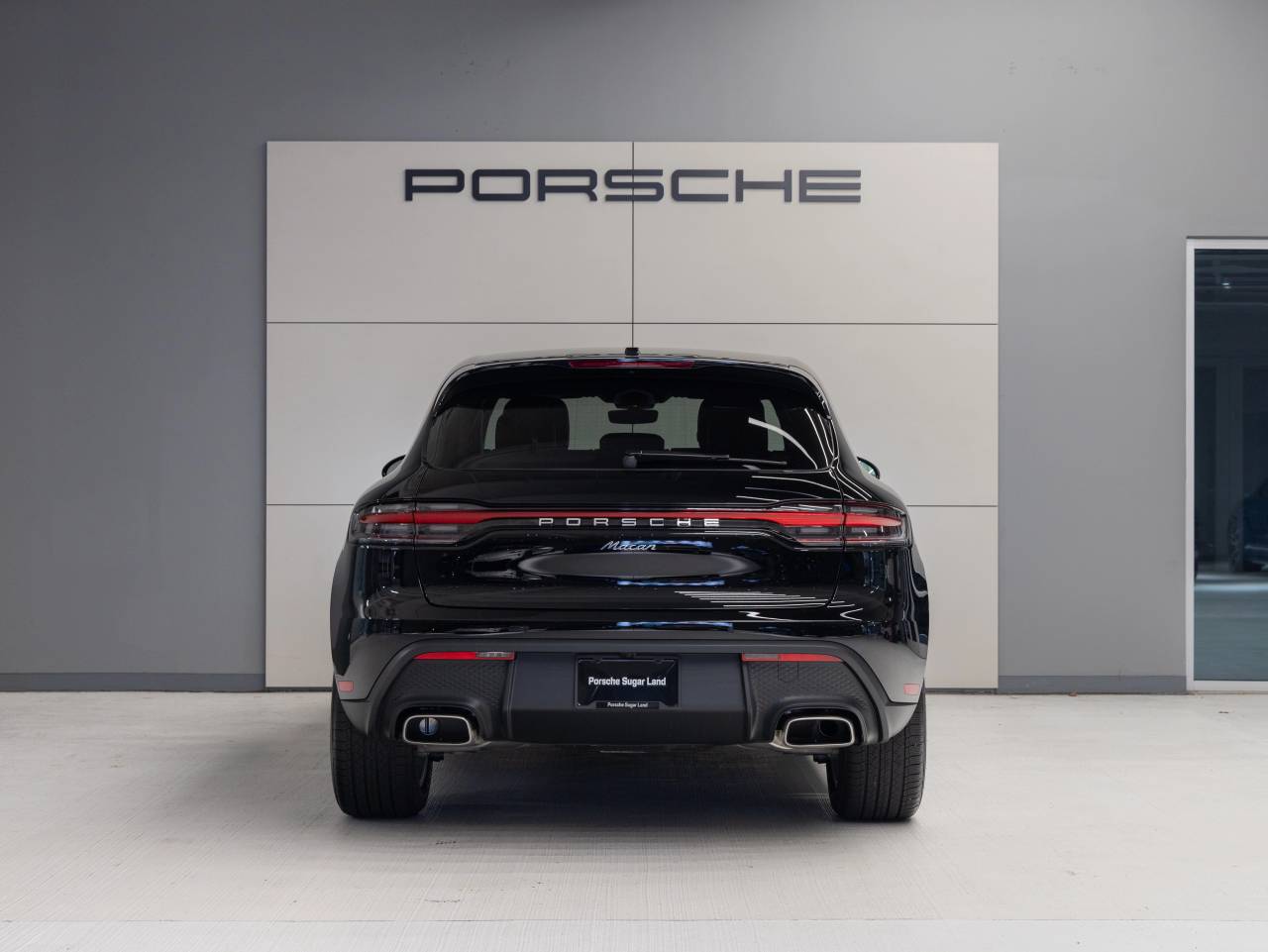 2025 Porsche Macan Macan