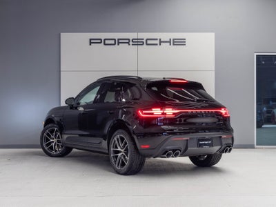 2026 Porsche Macan Macan