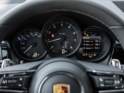 2026 Porsche Macan Macan