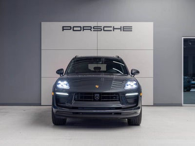 2026 Porsche Macan Macan