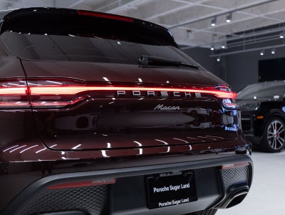 2026 Porsche Macan Macan