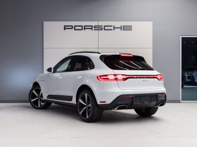2026 Porsche Macan AWD