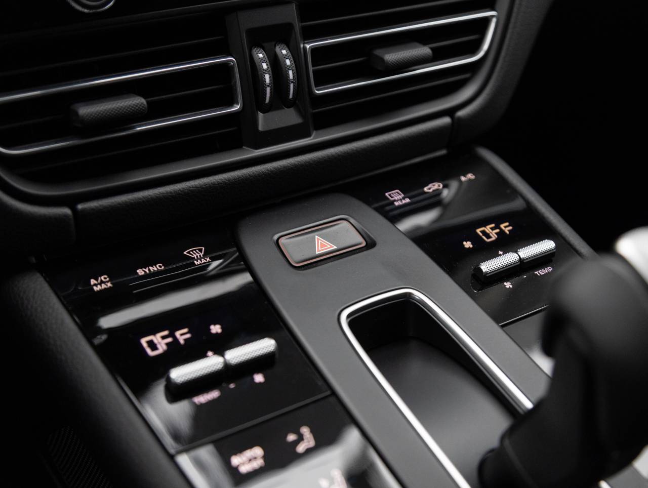 2026 Porsche Macan Macan T