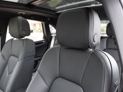 2026 Porsche Macan Macan T