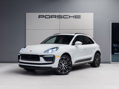 2023 Porsche Macan Macan (MY23)