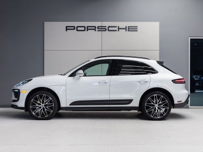 2023 Porsche Macan Macan (MY23)