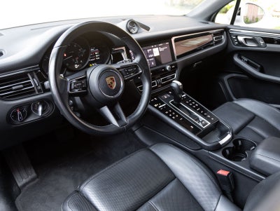 2023 Porsche Macan Macan (MY23)