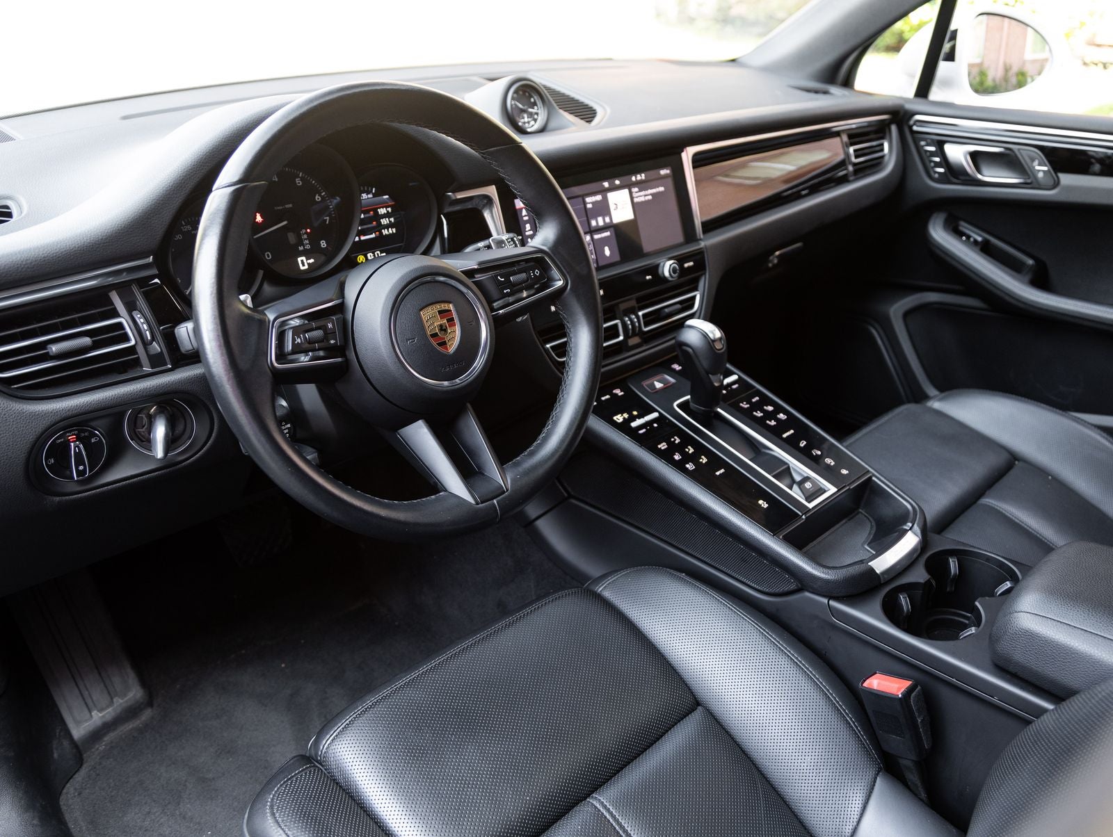 2023 Porsche Macan Macan (MY23)
