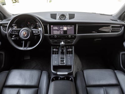 2023 Porsche Macan Macan (MY23)