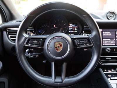 2023 Porsche Macan Macan (MY23)