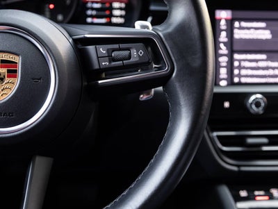 2023 Porsche Macan Macan (MY23)