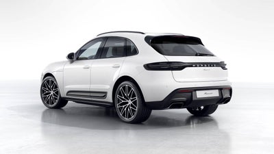 2023 Porsche Macan AWD