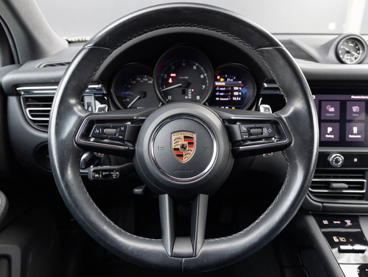 2023 Porsche Macan Macan