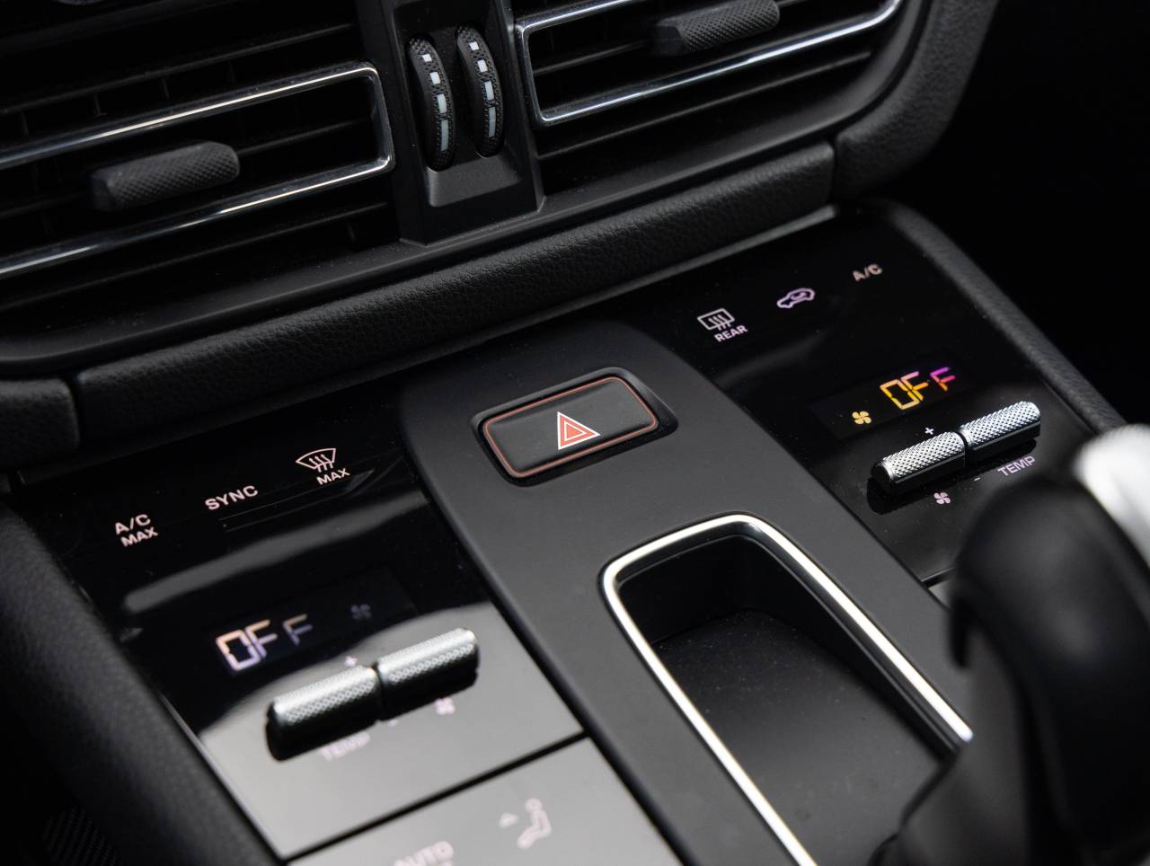 2023 Porsche Macan Macan