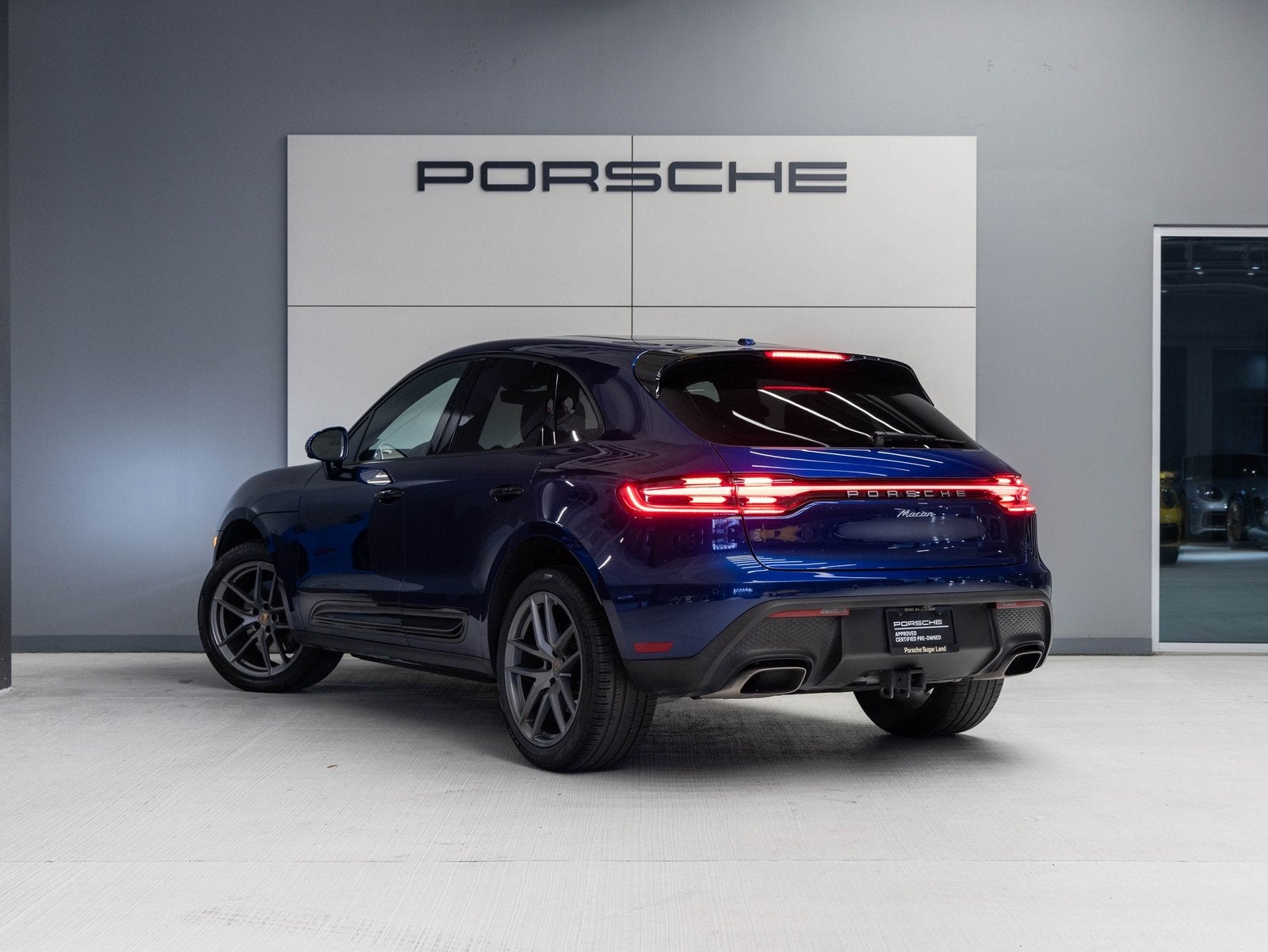 2024 Porsche Macan Macan (MY24)