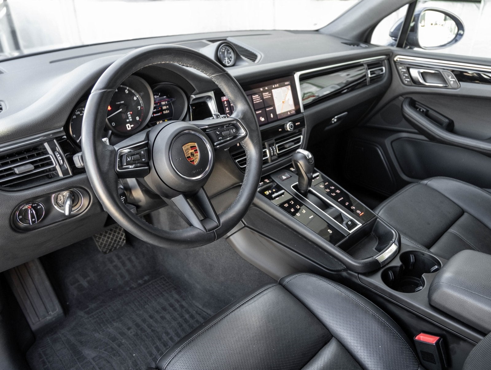 2024 Porsche Macan Macan (MY24)