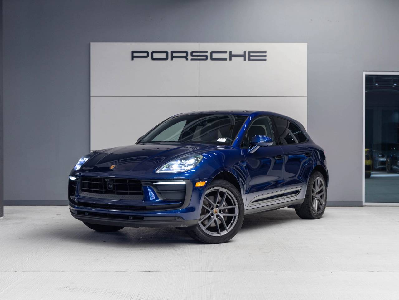 2024 Porsche Macan Macan (MY24)