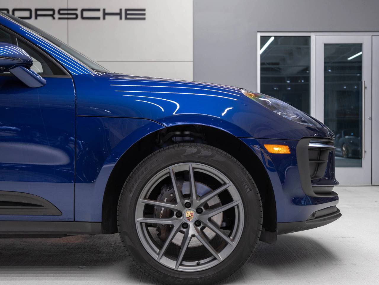 2024 Porsche Macan Macan (MY24)