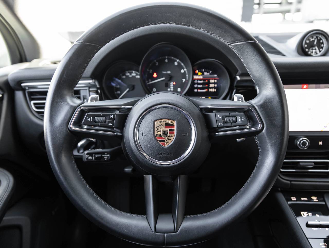 2024 Porsche Macan Macan (MY24)