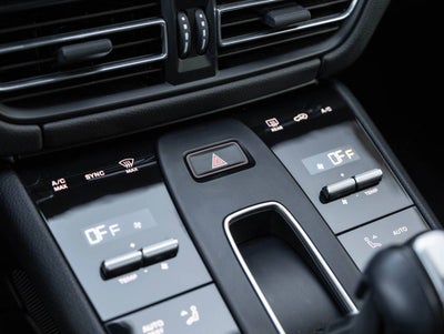 2024 Porsche Macan Macan (MY24)