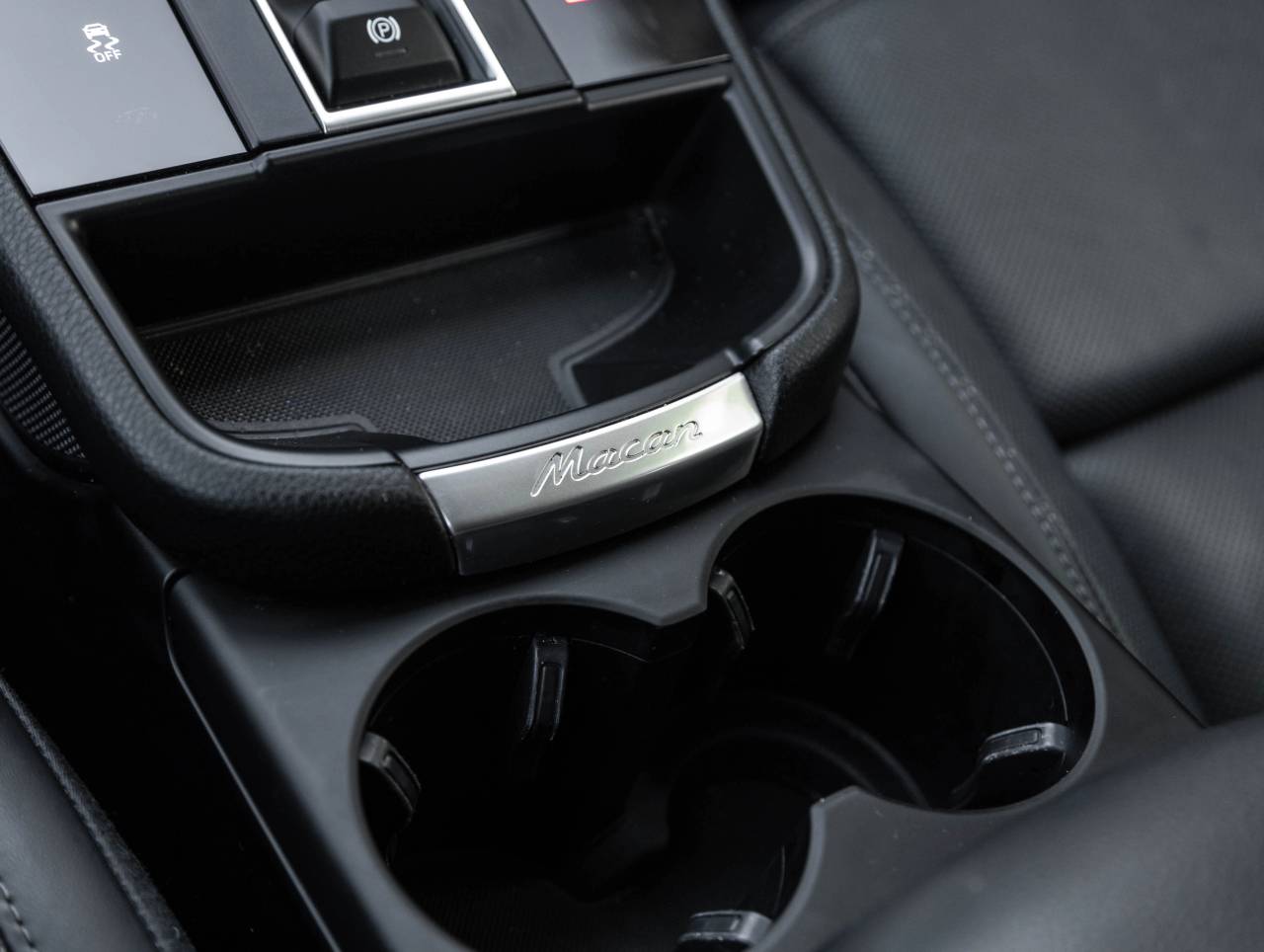 2024 Porsche Macan Macan (MY24)