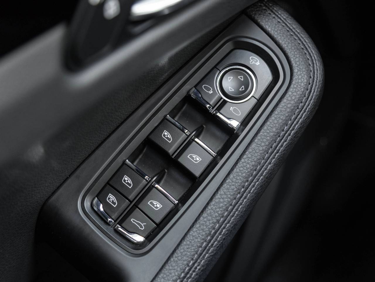 2024 Porsche Macan Macan (MY24)