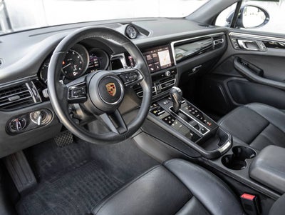 2024 Porsche Macan Macan (MY24)