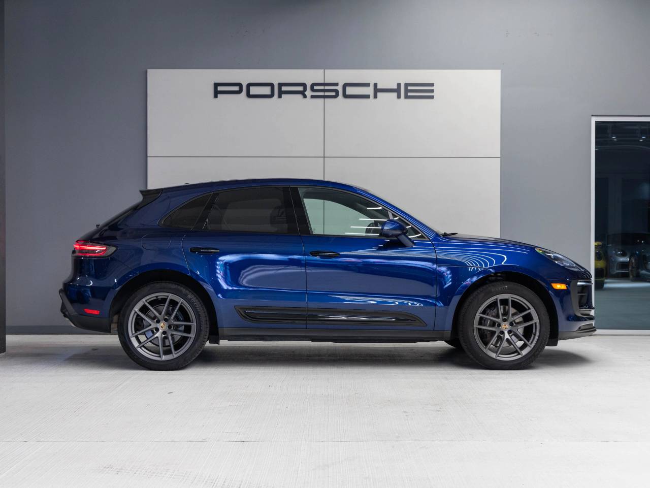 2024 Porsche Macan Macan (MY24)
