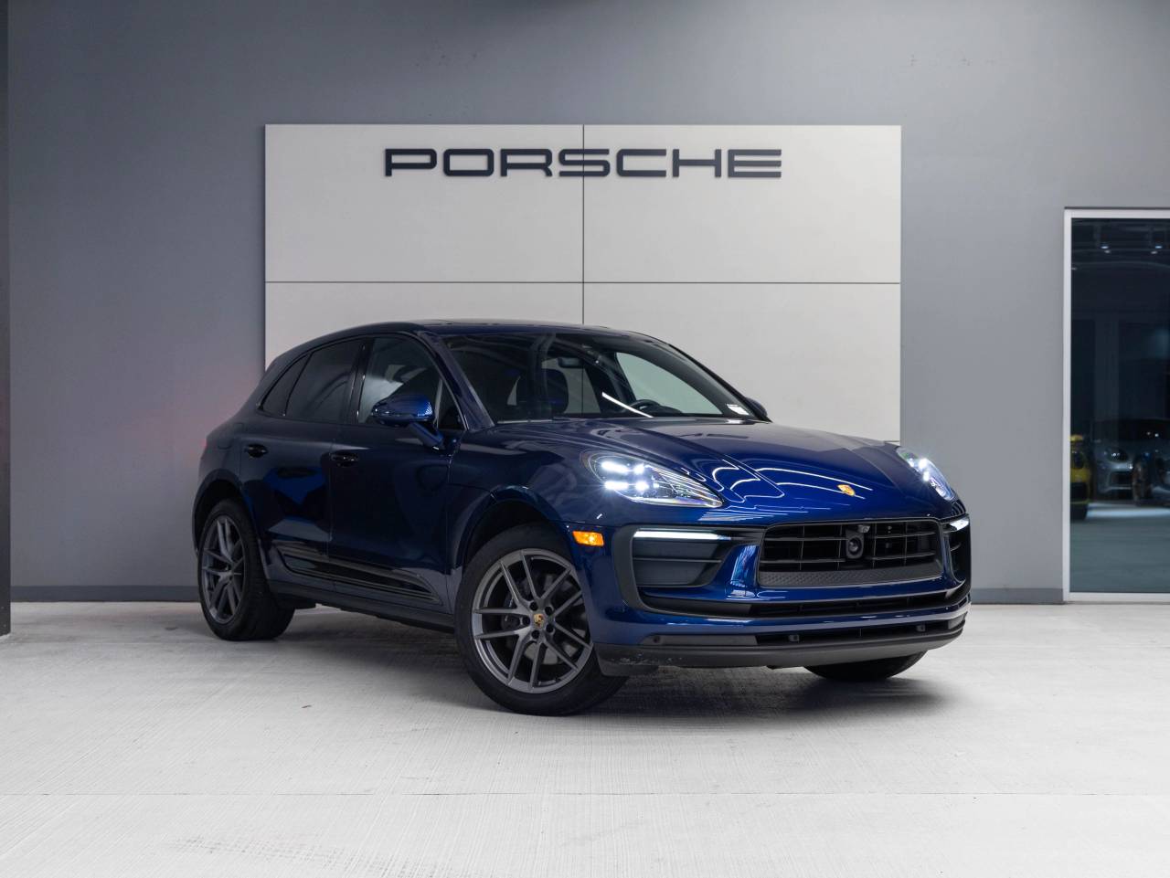 2024 Porsche Macan Macan (MY24)