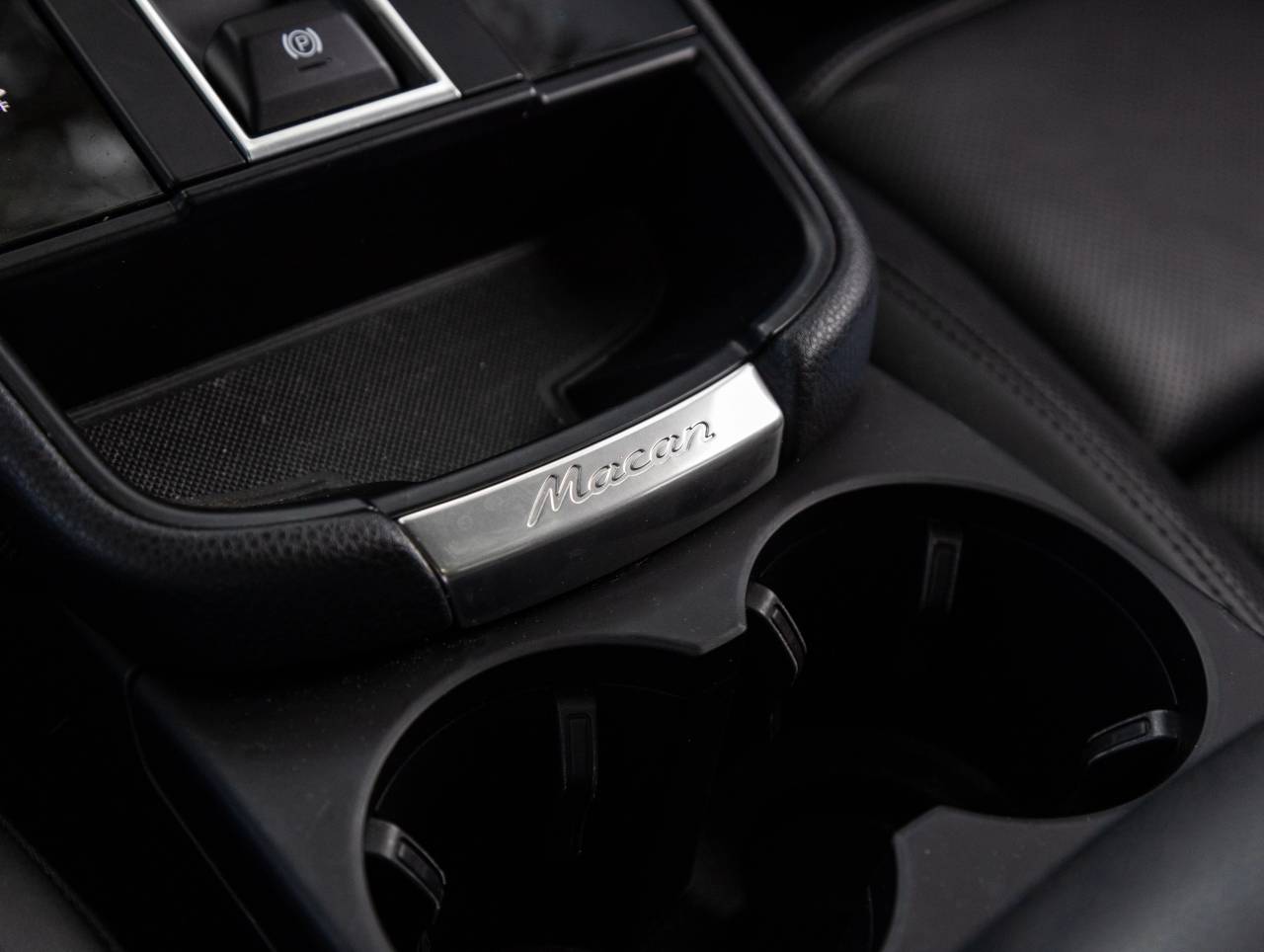2024 Porsche Macan Macan