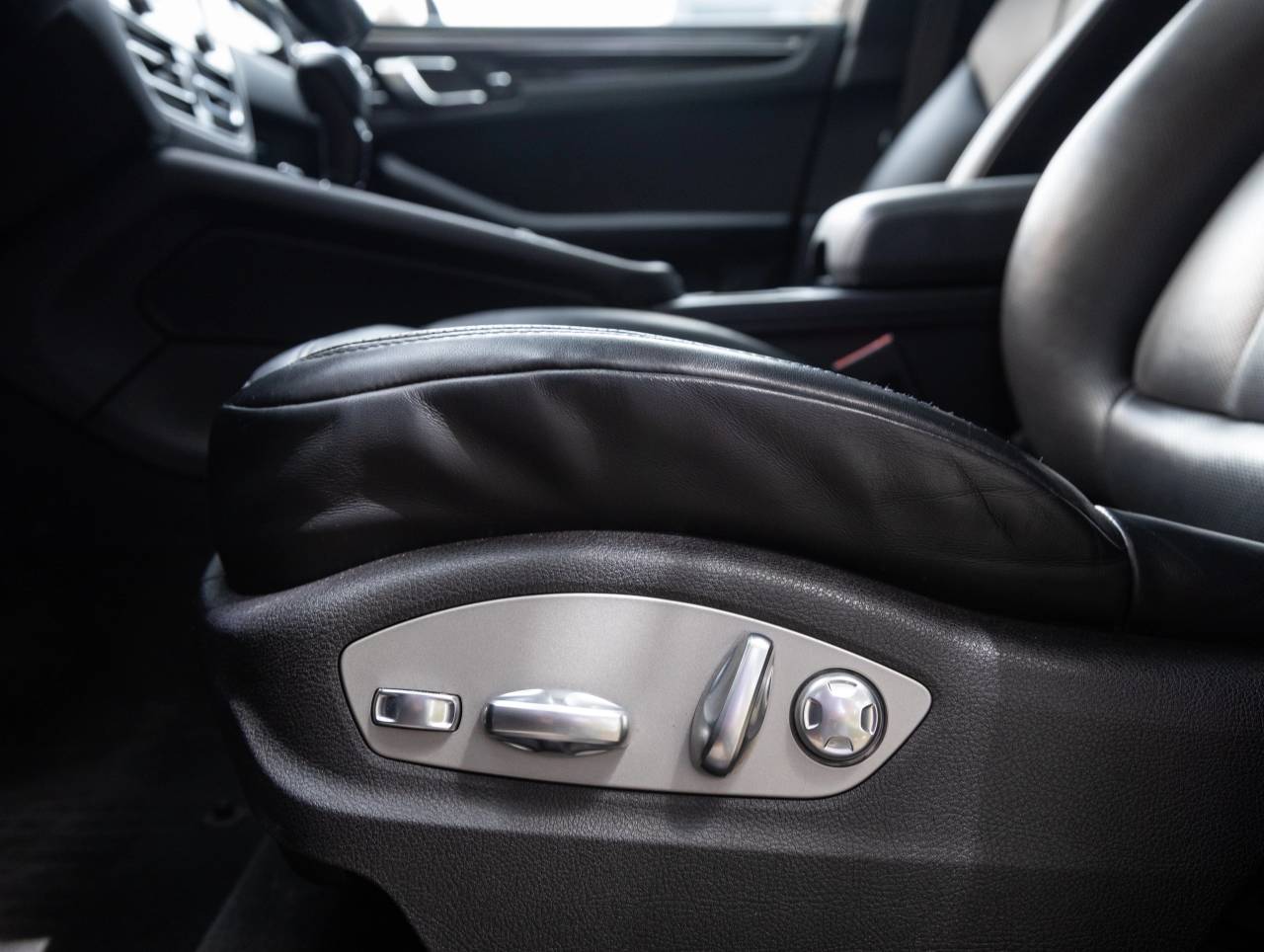 2024 Porsche Macan Macan