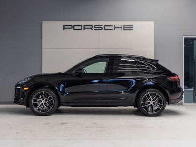 2025 Porsche Macan Macan