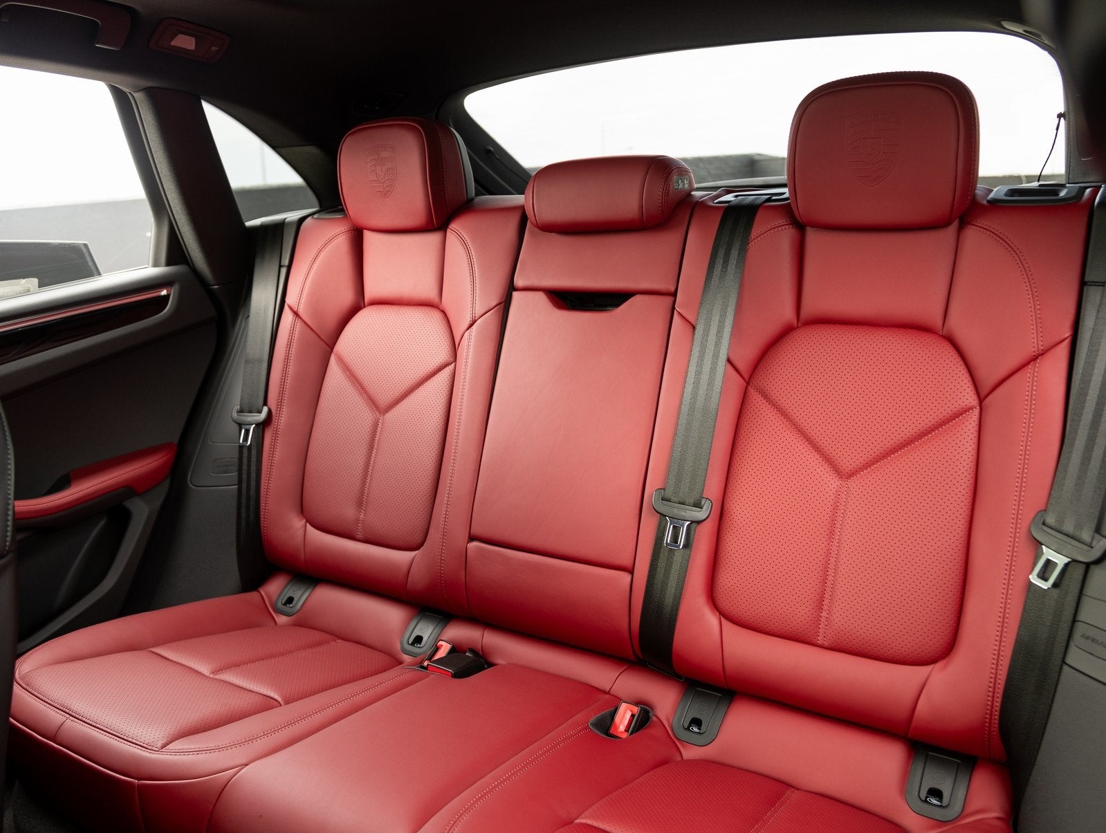 2025 Porsche Macan Macan