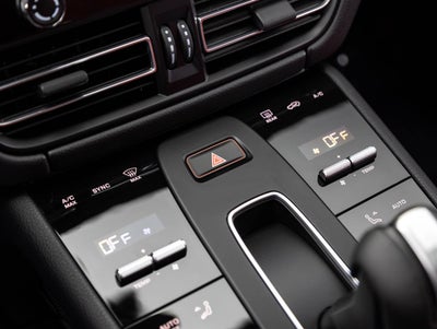 2025 Porsche Macan Macan