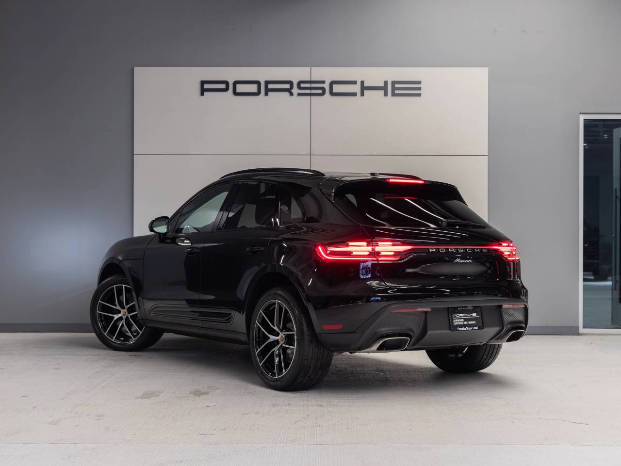 2025 Porsche Macan Macan