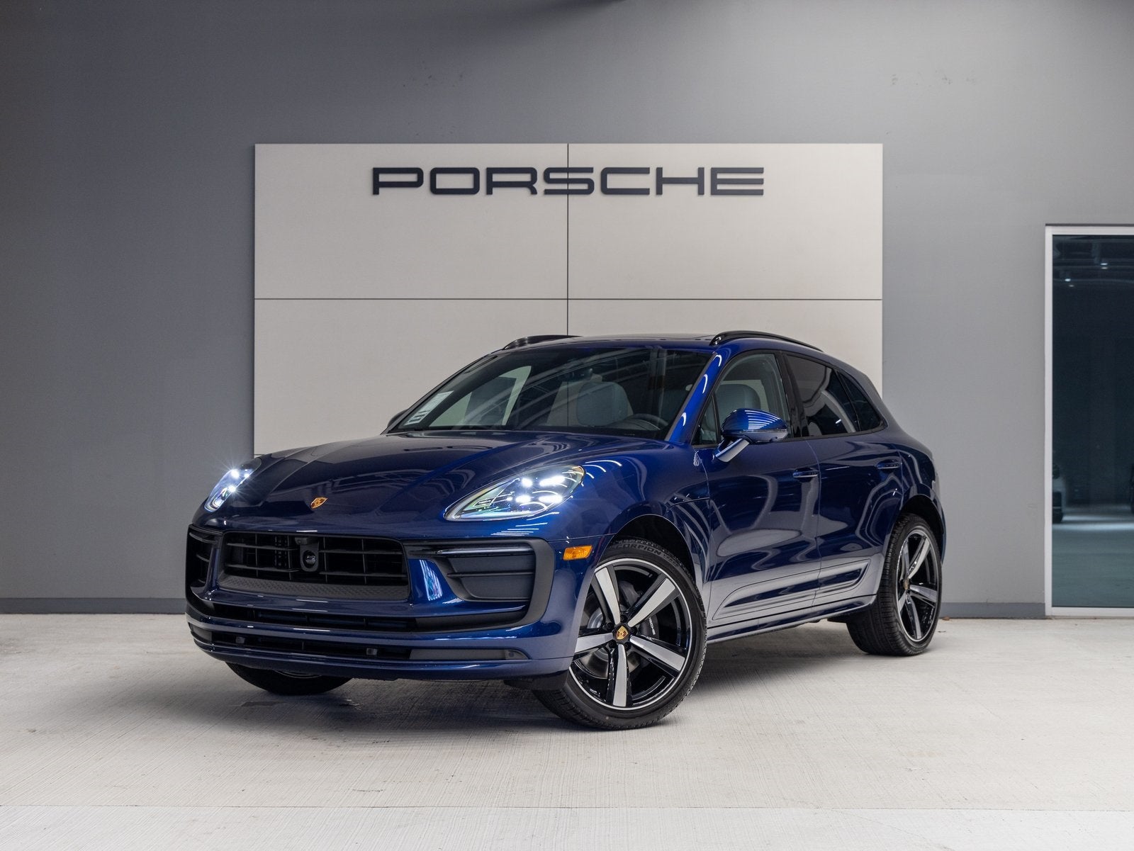 2025 Porsche Macan Macan
