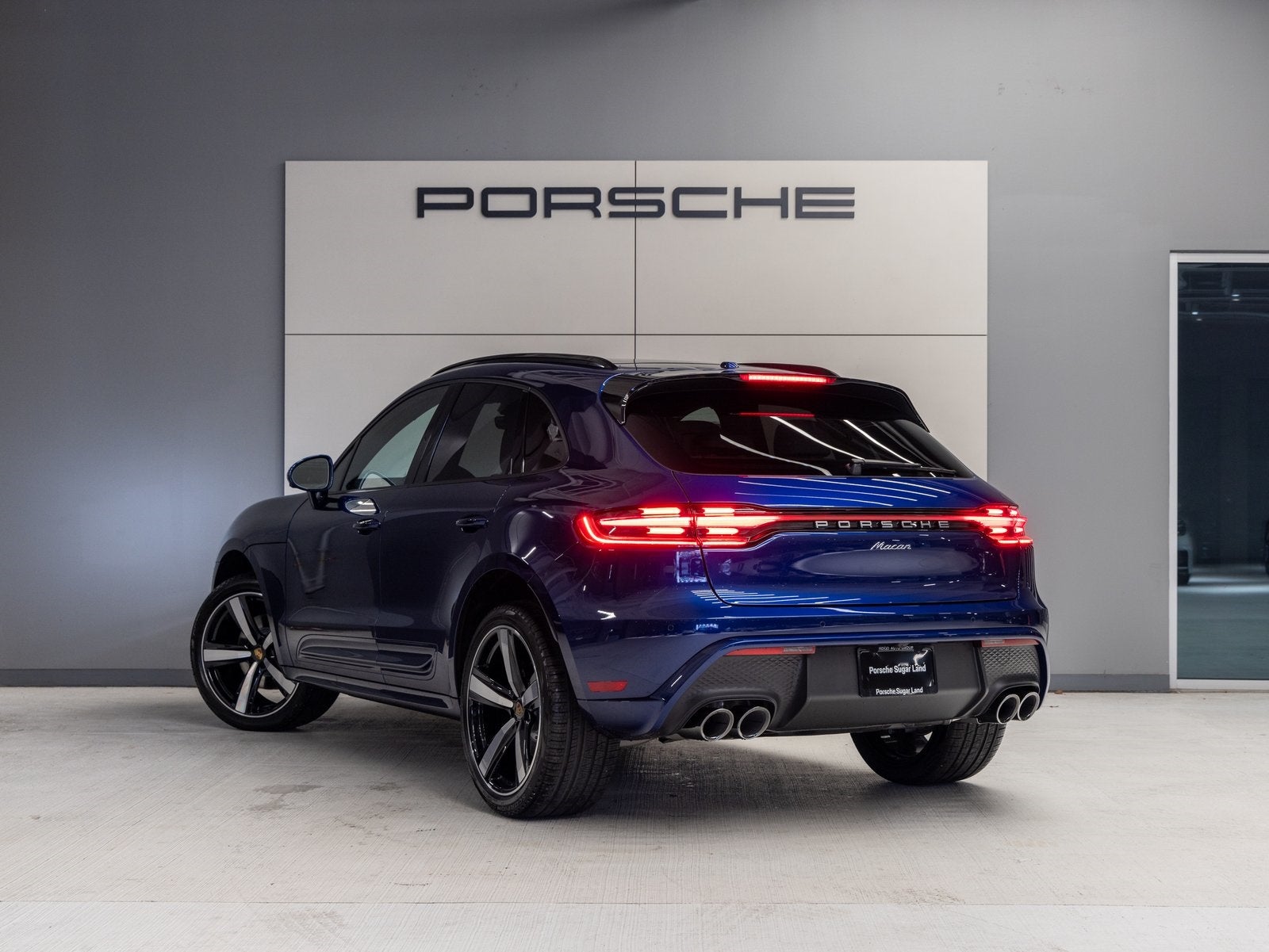 2025 Porsche Macan Macan
