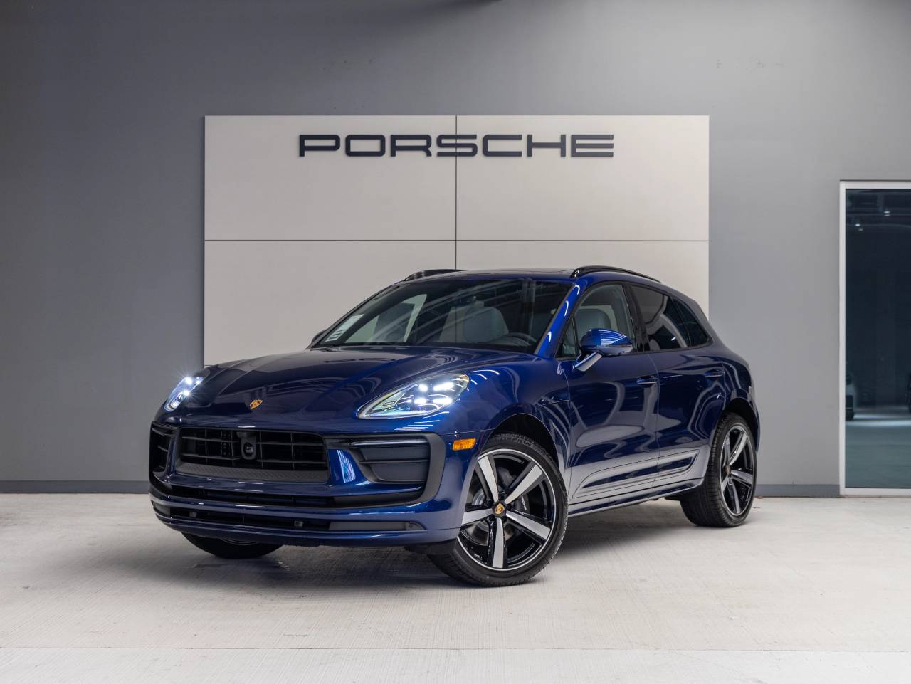 2025 Porsche Macan Macan