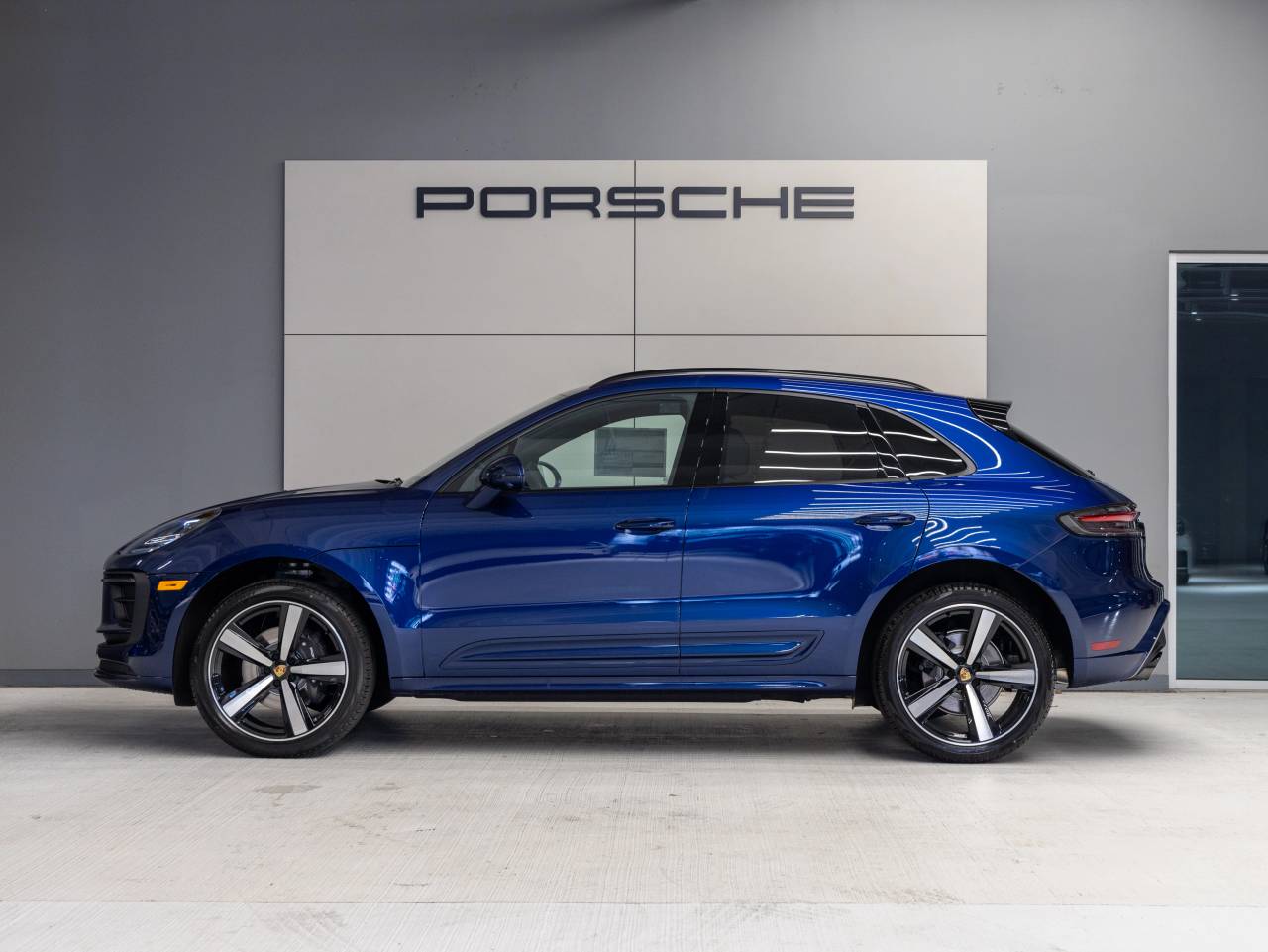 2025 Porsche Macan Macan