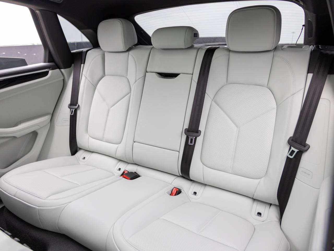 2025 Porsche Macan Macan