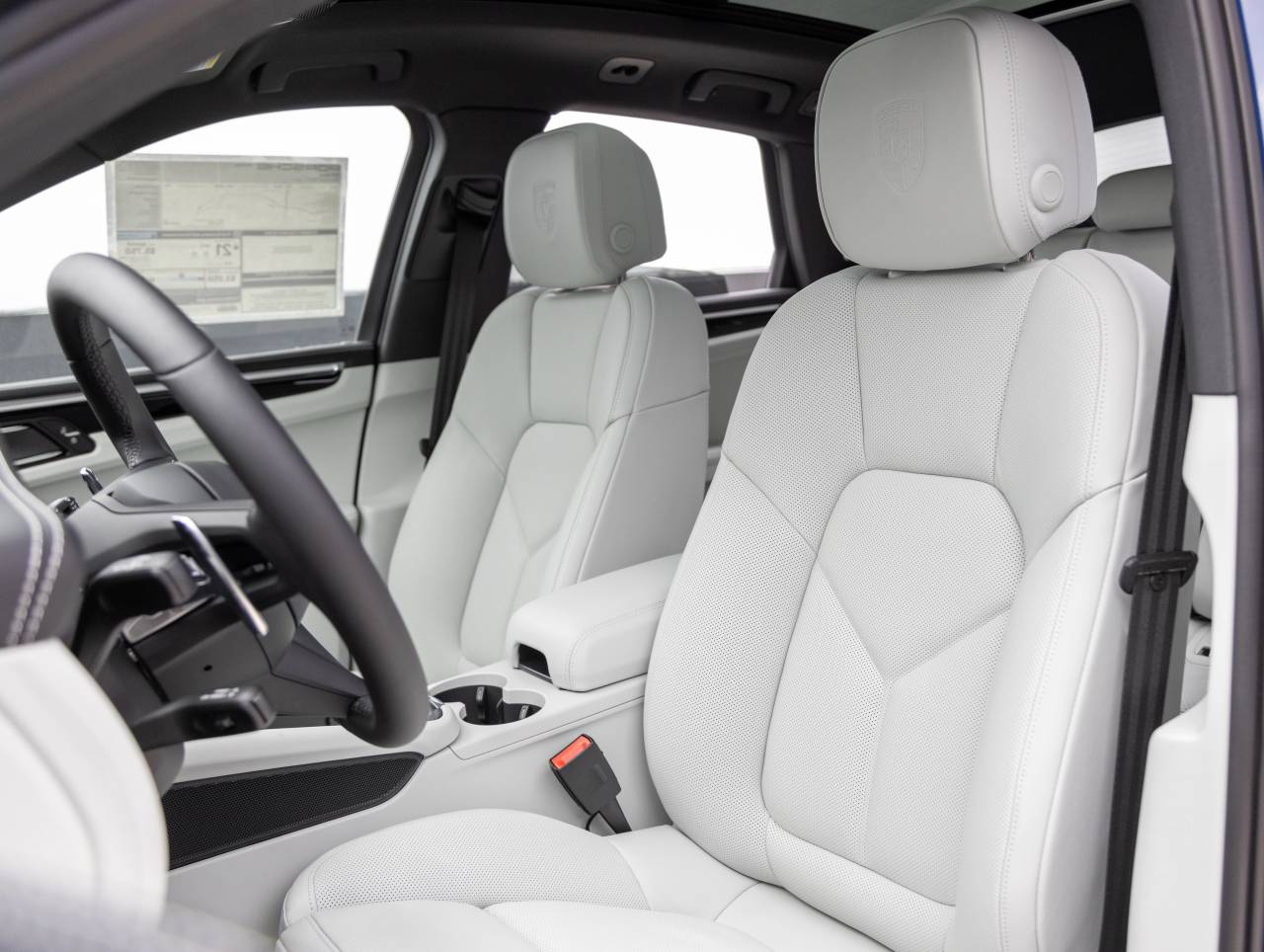 2025 Porsche Macan Macan