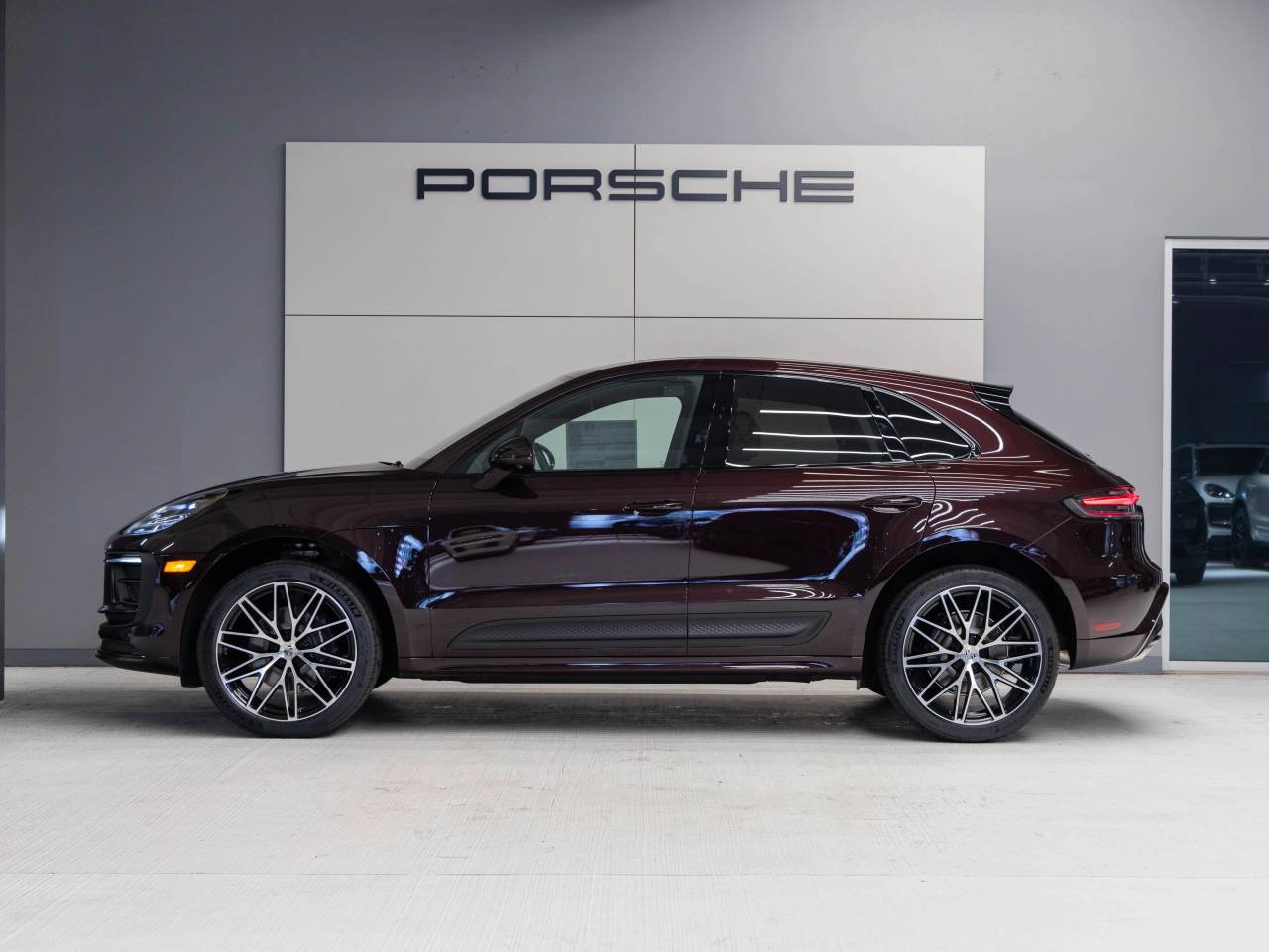 2026 Porsche Macan Macan