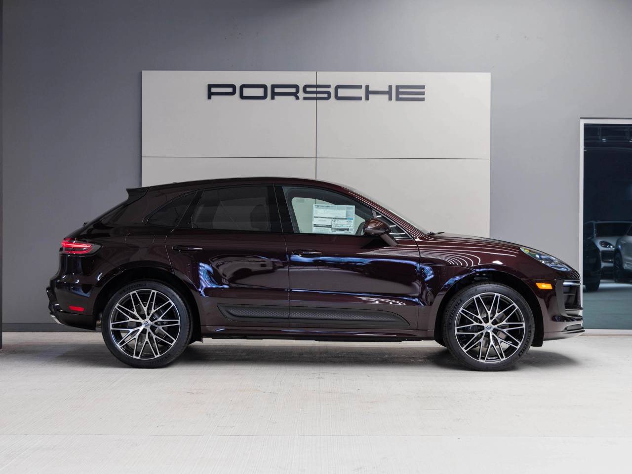 2026 Porsche Macan Macan