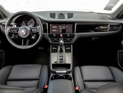 2026 Porsche Macan Macan